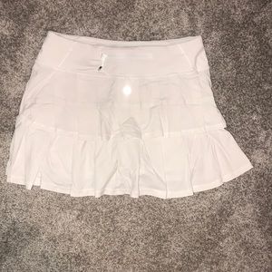 White lululemon tennis skirt